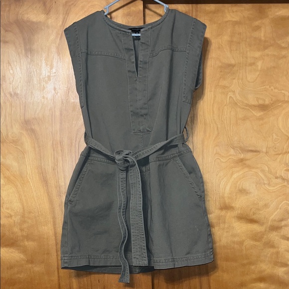 Banana Republic Dresses & Skirts - Stylish Banana Republic Olive Green Dress